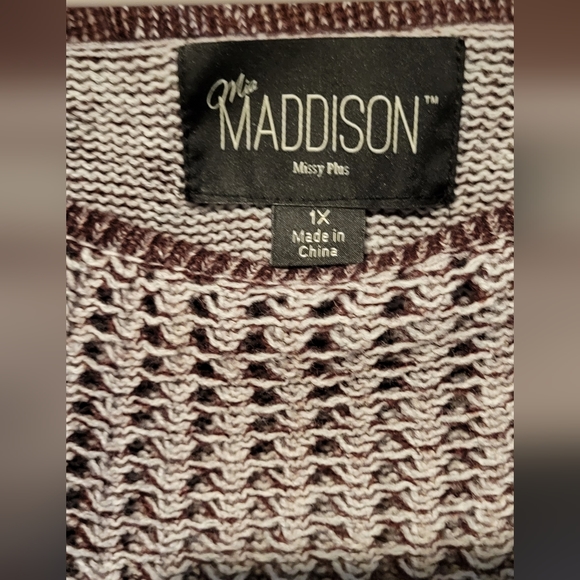 Maroon Sweater - Picture 3 of 3